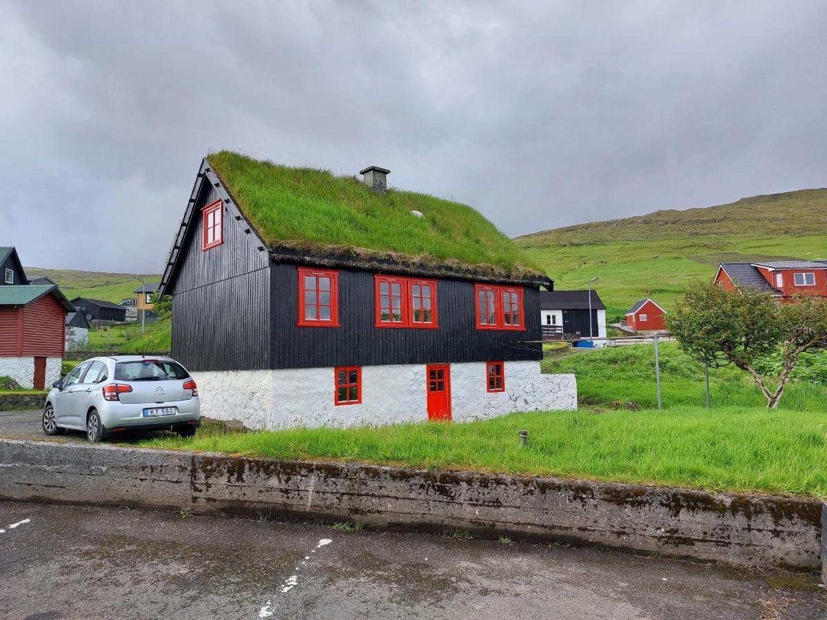 Turf House Cottage - Near Airport Mithvagur Exteriör bild