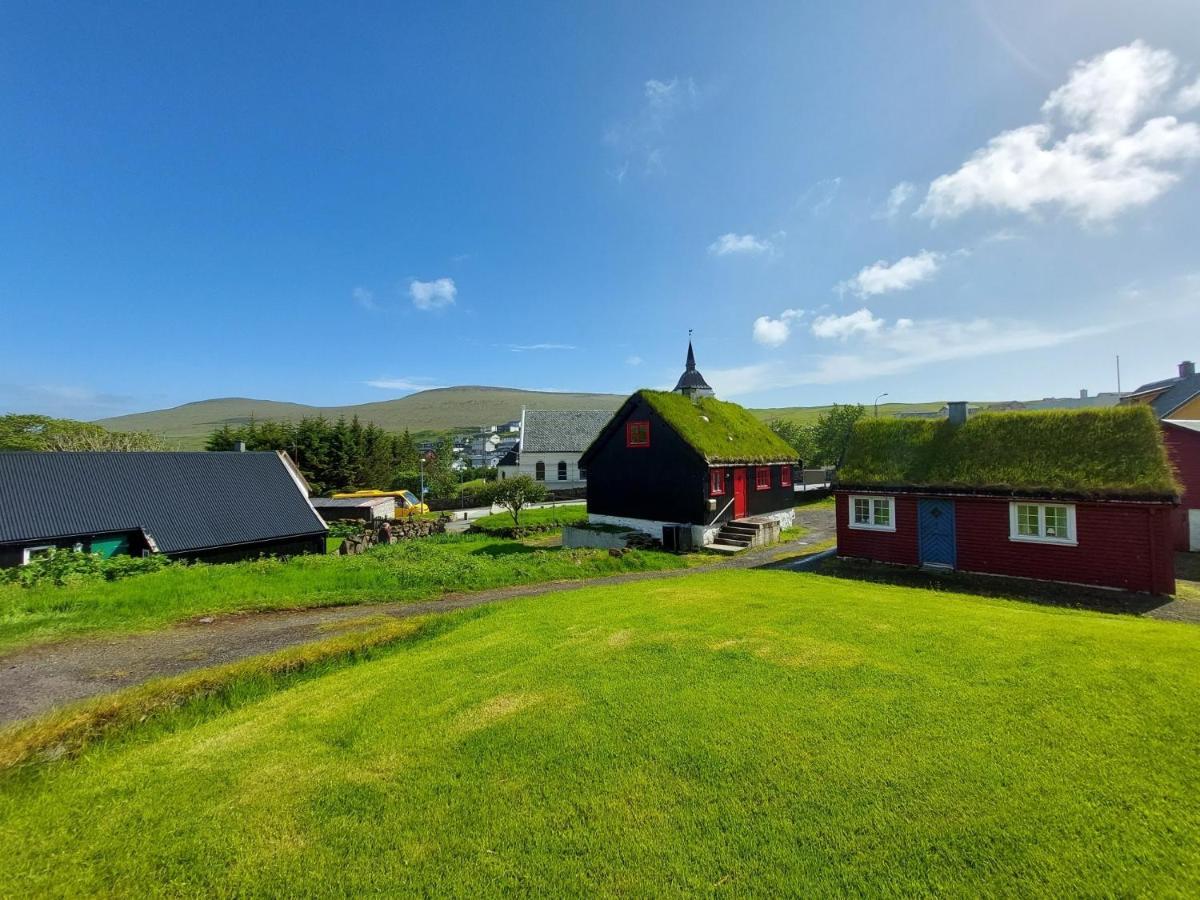 Turf House Cottage - Near Airport Mithvagur Exteriör bild